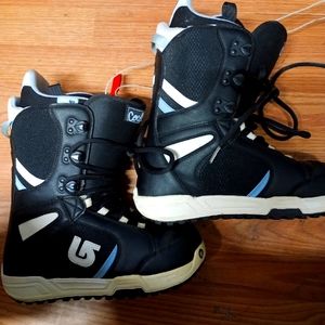 NEW COCO Burton Women’s Snowboard Boots
